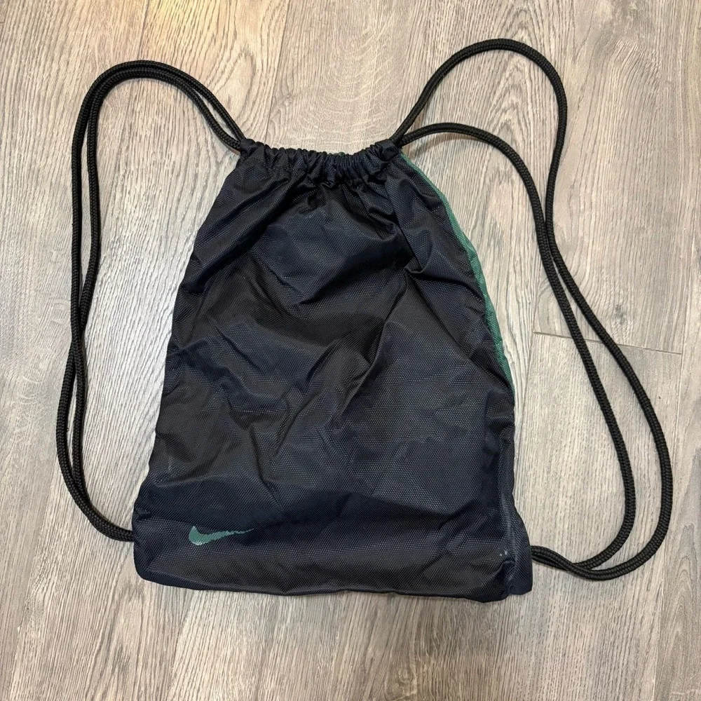 Nike Green Drawstring Gym Sack with White Swoosh Backpack Lightweight